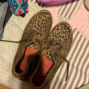 Twisted X cheetah shoes size 7